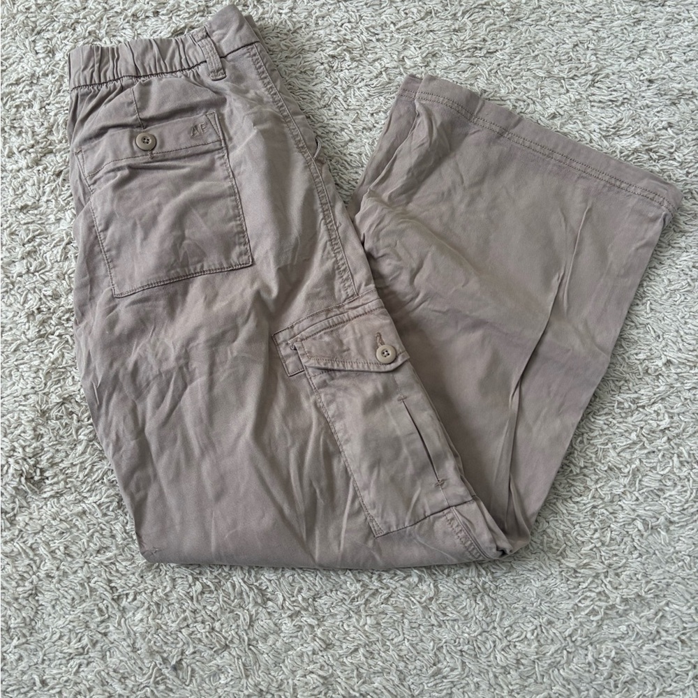 American Eagle Outfitters Women’s Taupe Cargo Pants